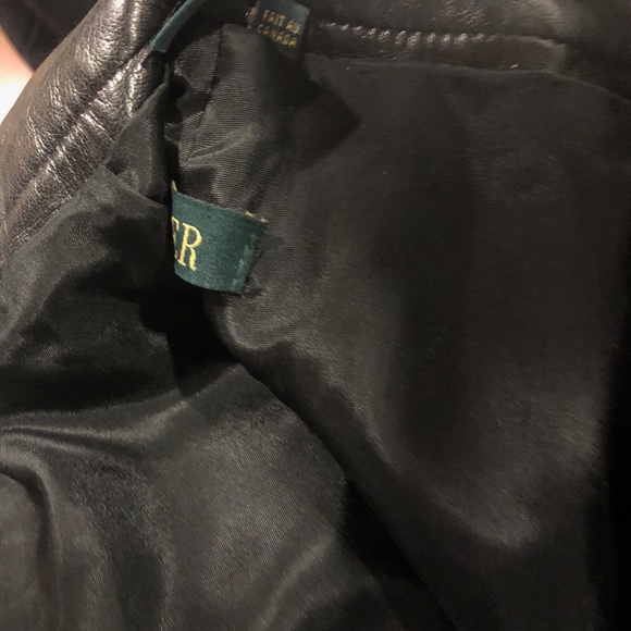 Danier Leather Pants l Made in Canada - Picture 8 of 12